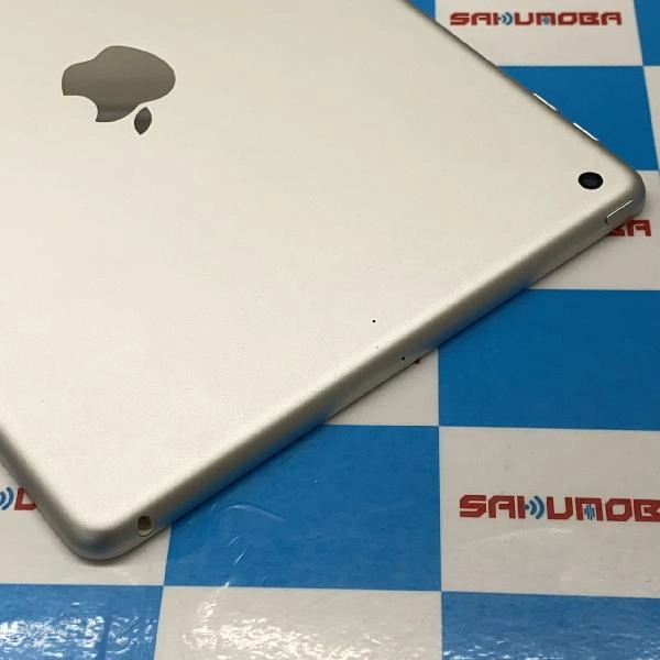 iPad 第5世代 Wi-Fiモデル 32GB MP2G2J/A A1822 訳あり品