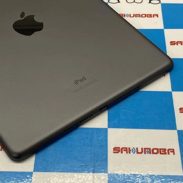 iPad 第8世代 docomo版SIMフリー 32GB MYMH2J/A A2429 極美品