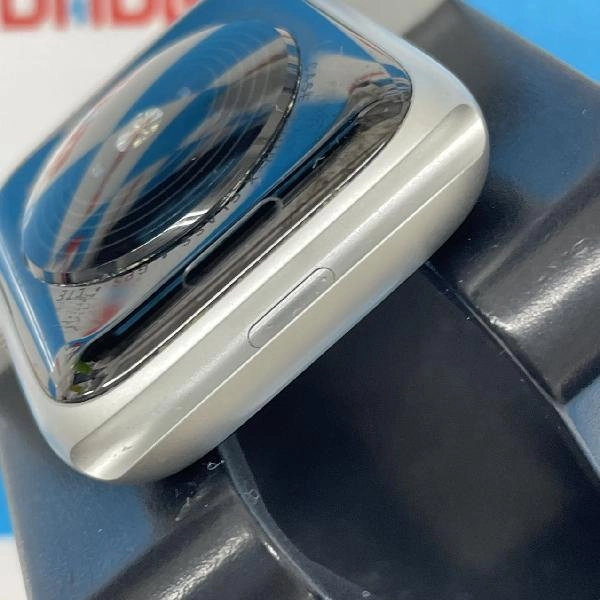 Apple Watch SE GPS + Cellularモデル 32GB MKTF3J/A A2356