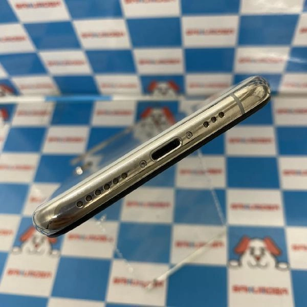 iPhoneXS docomo版SIMフリー 64GB NTAX2J/A A2098 ジャンク品 シルバー