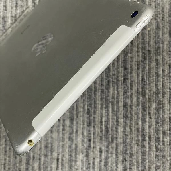 iPad mini 第4世代 SoftBank版SIMフリー 128GB MK772J/A A1550 ジャンク品 シルバー