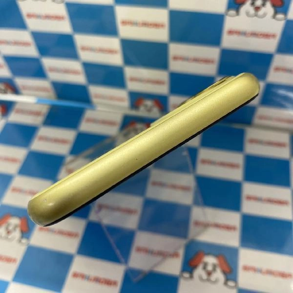 iPhone11 au版SIMフリー 64GB MWLW2J/A A2221ジャンク品 イエロー