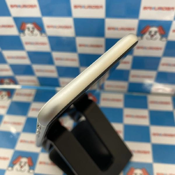 iPhoneSE 第2世代 au版SIMフリー 64GB MHGQ3J/A A2296 ジャンク品 ホワイト