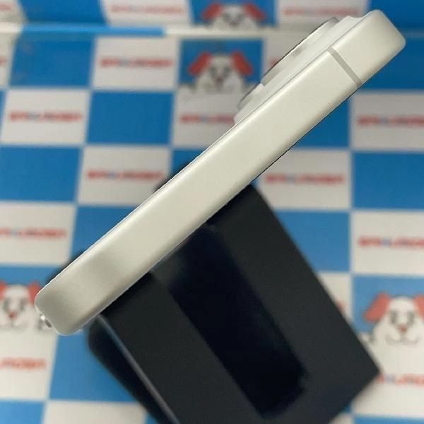 iPhone16 Apple版SIMフリー 128GB MYDR3J/A A3286 極美品 ホワイト