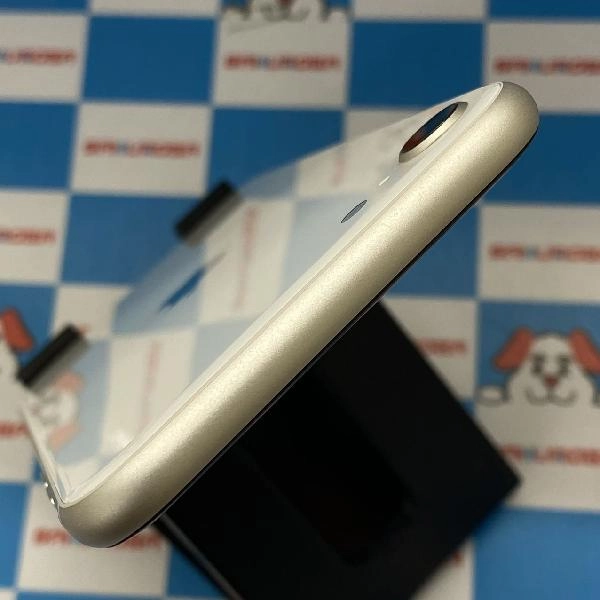 iPhoneSE 第3世代 Apple版SIMフリー 128GB MMYG3J/A A2782 極美品