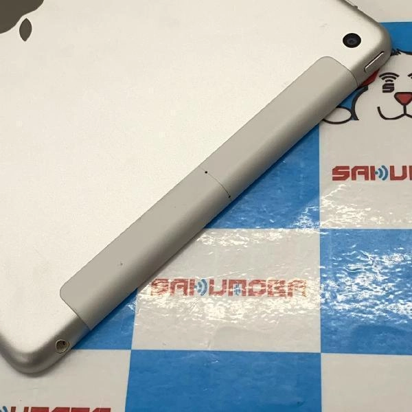 iPad 第5世代 au版SIMフリー 32GB MP1L2J/A A1823