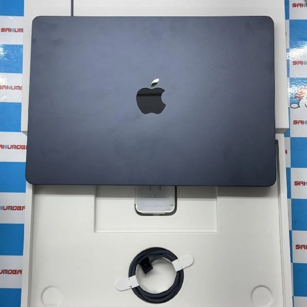 MacBook Air 13インチ M3 2024 512GB MC8Q4J/A A3113 新品同様 ミッドナイト