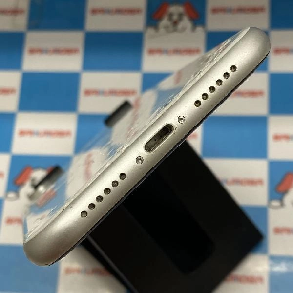 iPhoneXR docomo版SIMフリー 64GB MT032J/A A2106 ジャンク品