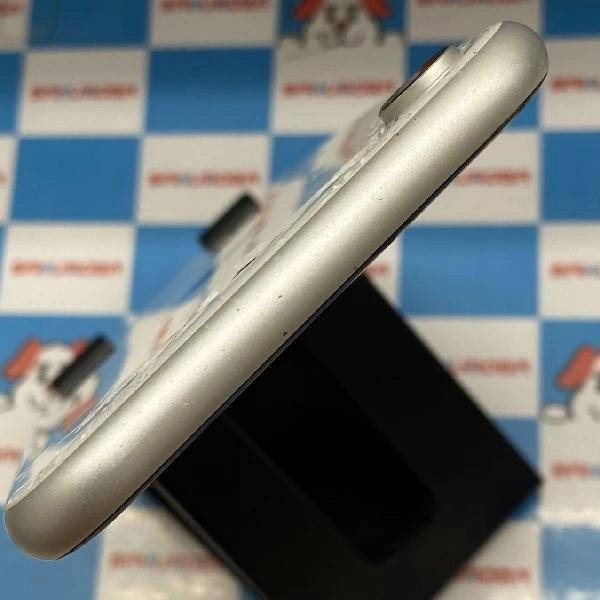 iPhoneXR docomo版SIMフリー 64GB MT032J/A A2106 ジャンク品