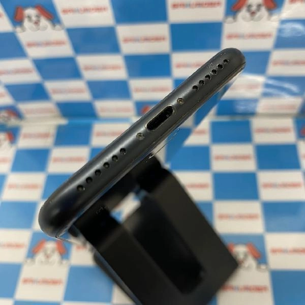 iPhoneSE 第3世代 Apple版SIMフリー 64GB MMYC3J/A A2782 ジャンク品