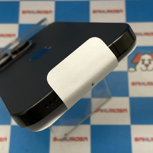 iPhone15 Pro Apple版SIMフリー 256GB MTUC3J/A A3101 極美品 No 商品カラー