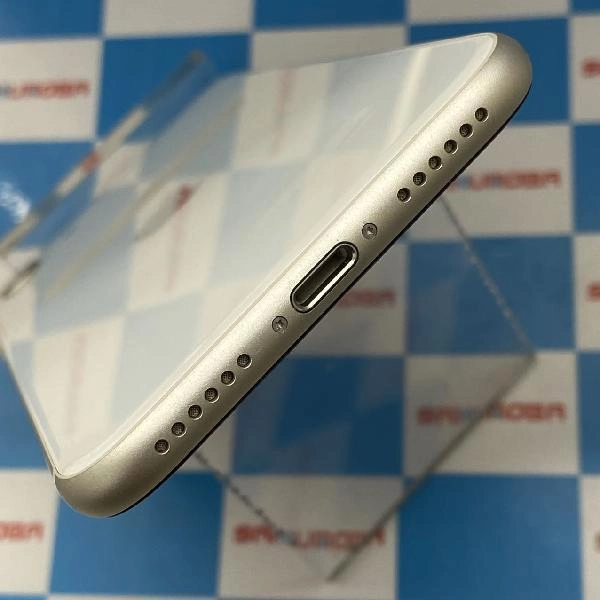 iPhoneSE 第3世代 SoftBank版SIMフリー 64GB MMYD3J/A A2782 極美品