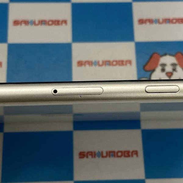 iPhoneSE 第3世代 au版SIMフリー 64GB MMYD3J/A A2782 美品