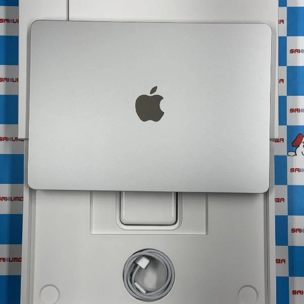 MacBook Air M2 2022 512GB A2681 新品同様 シルバー