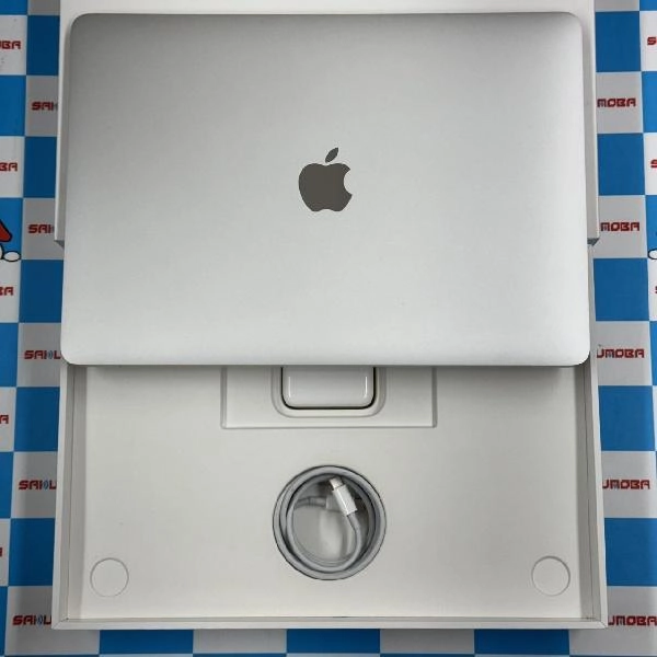 MacBook Air Retina 13インチ 2020 256GB MGN93J/A A2337 極美品 シルバー