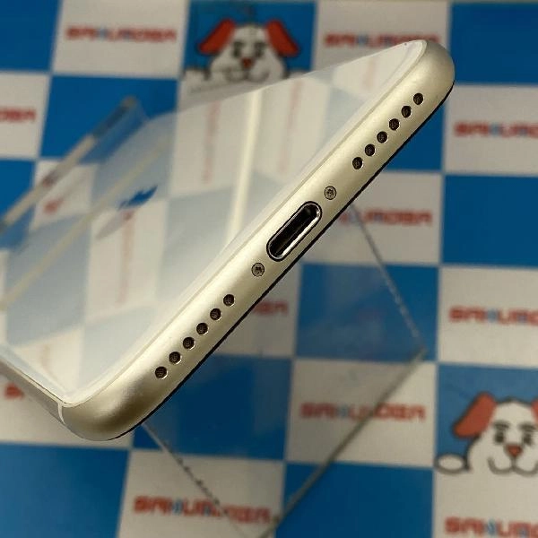 iPhoneSE 第3世代 Apple版SIMフリー 256GB MMYK3J/A A2782 訳あり品