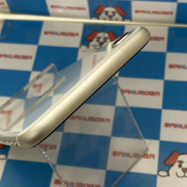 iPhoneSE 第3世代 au版SIMフリー 128GB MMYG3J/A A2782 極美品