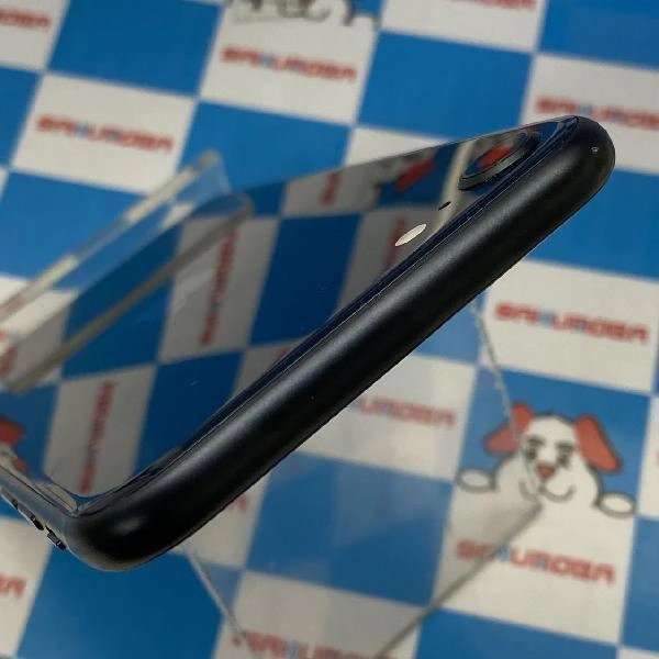 iPhoneSE 第3世代 SoftBank版SIMフリー 128GB MMYF3J/A A2782 美品