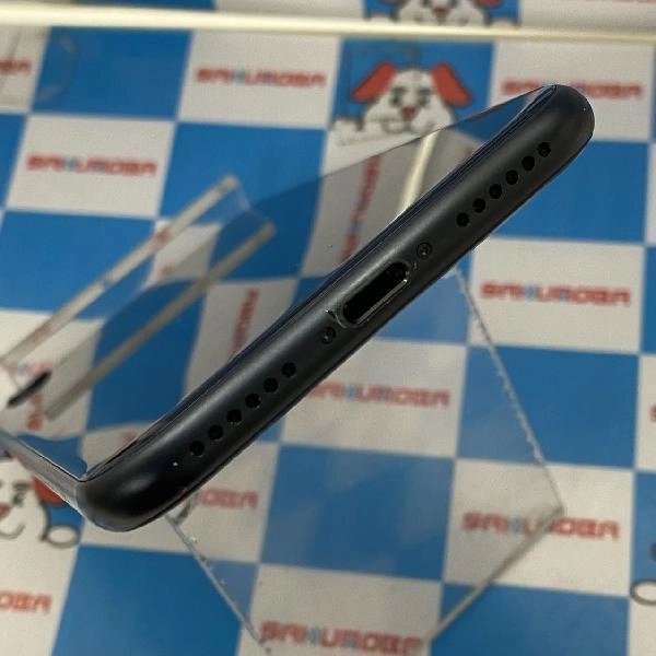 iPhoneSE 第3世代 SoftBank版SIMフリー 128GB MMYF3J/A A2782 美品