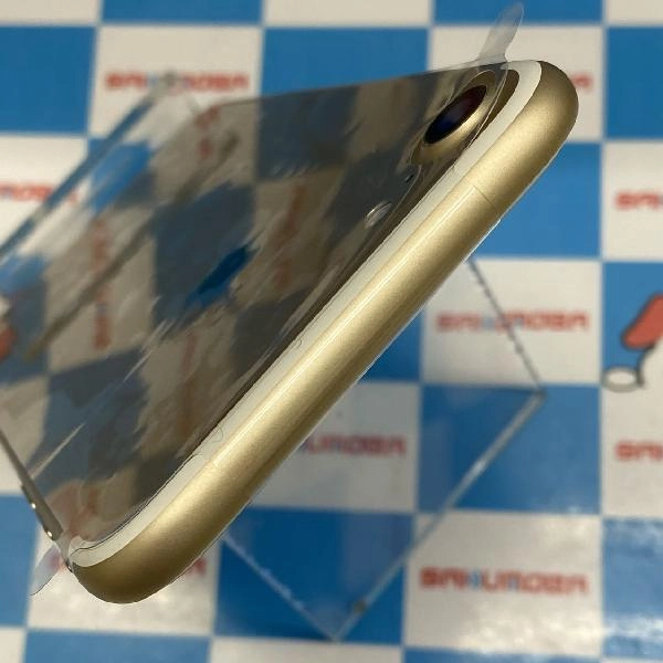 iPhone7 au版SIMフリー 32GB MNCG2J/A A1779 ゴールド
