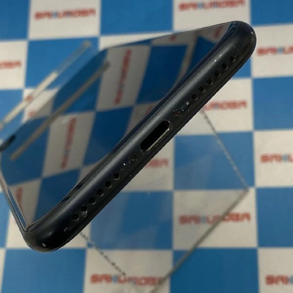 iPhoneSE 第3世代 au版SIMフリー 128GB MMYF3J/A A2782