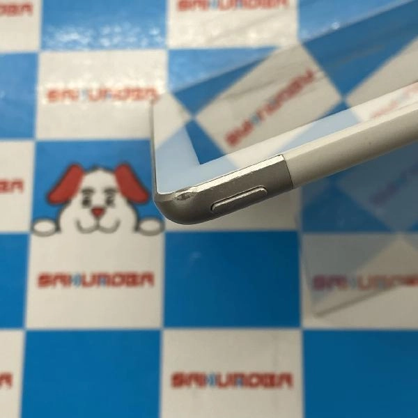 iPad 第5世代 SoftBank版SIMフリー 32GB MP1L2J/A A1823