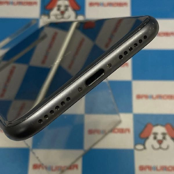 iPhone8 docomo版SIMフリー 256GB MQ842J/A A1906 スペースグレイ