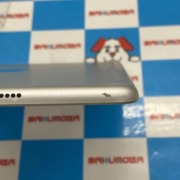 iPad 第5世代 SoftBank版SIMフリー 32GB MP1L2J/A A1823