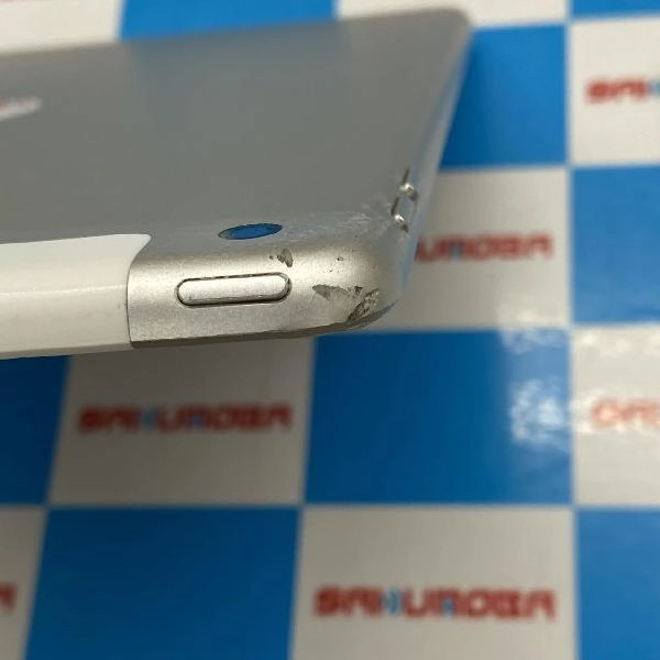 iPad 第5世代 SoftBank版SIMフリー 32GB MP1L2J/A A1823