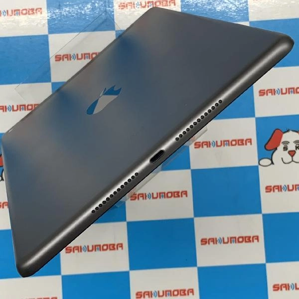 iPad 第8世代 SoftBank版SIMフリー 128GB MYML2J/A A2429 訳あり品