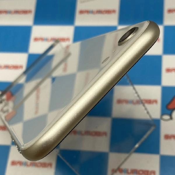 iPhoneSE 第3世代 au版SIMフリー 128GB MMYG3J/A A2782