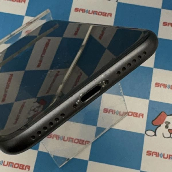 iPhone8 docomo版SIMフリー 256GB MQ842J/A A1906 美品 スペースグレイ