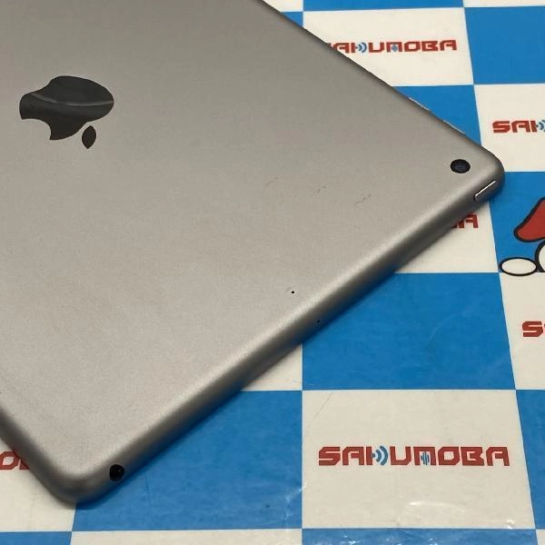 iPad 第5世代 Wi-Fiモデル 32GB MP2F2J/A A1822