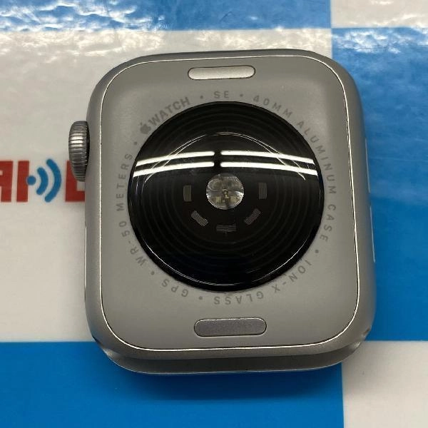 Apple Watch SE 第2世代 GPSモデル  MNJV3J/A A2722 美品