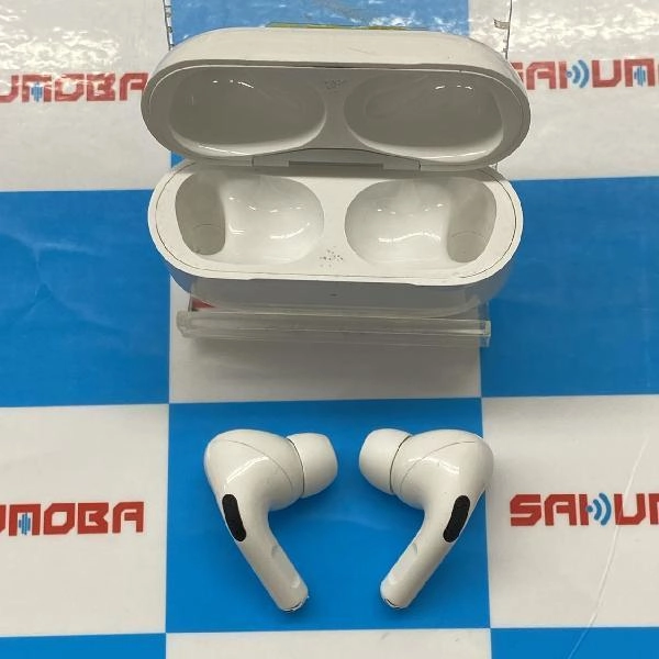 AirPods Pro MagSafe対応  MLWK3J/A ホワイト