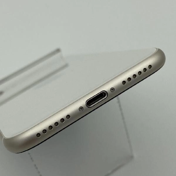 iPhoneSE 第3世代 Apple版SIMフリー 64GB MMYD3J/A A2782 極美品