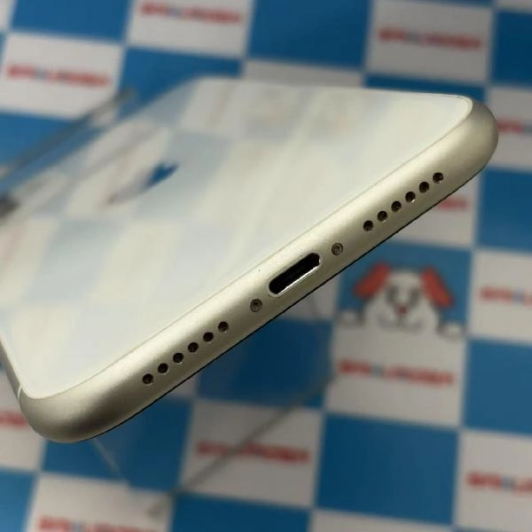 iPhone11 docomo版SIMフリー 256GB NWM82J/A A2221 美品 ホワイト
