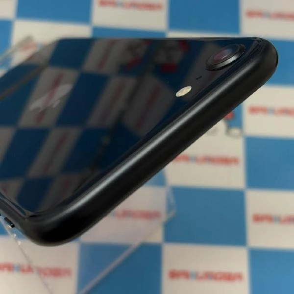 iPhoneSE 第3世代 64GB docomo版SIMフリー バッテリー86％ 美品