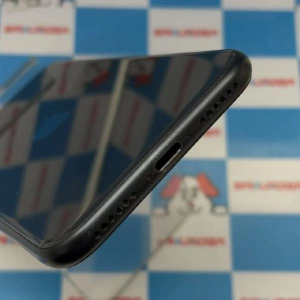 iPhoneSE 第2世代 SoftBank版SIMフリー 64GB MX9R2J/A A2296 ジャンク品 ブラック