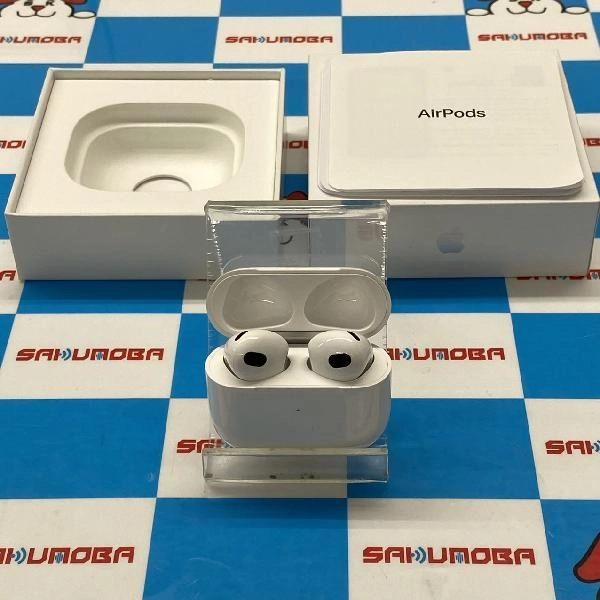 Apple AirPods 第3世代 Lightning充電ケース付き  MPNY3J/A A2897 美品 ホワイト