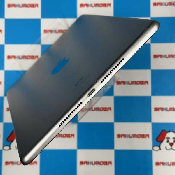 iPad 第8世代 Wi-Fiモデル 32GB MYLA2J/A A2270