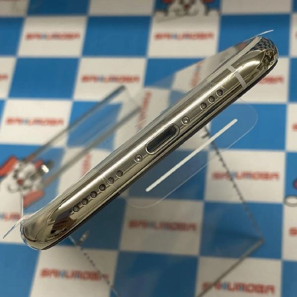 iPhoneXS docomo版SIMフリー 256GB NTE12J/A A2098交換未使用品。 シルバー