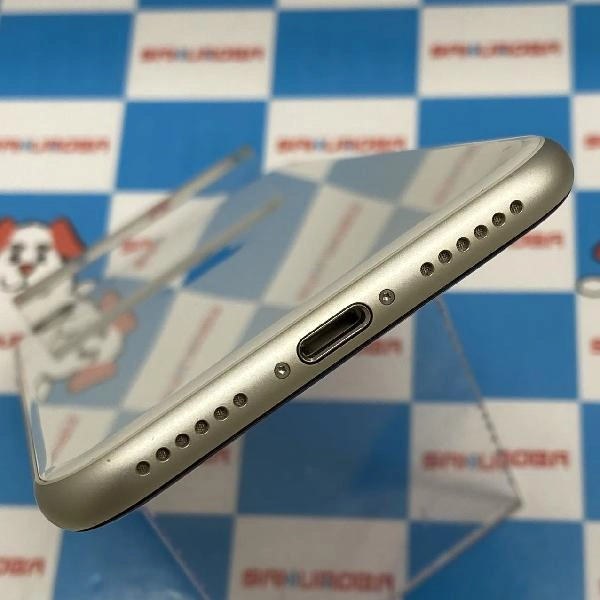 iPhoneSE 第3世代 docomo版SIMフリー 128GB MMYG3J/A A2782