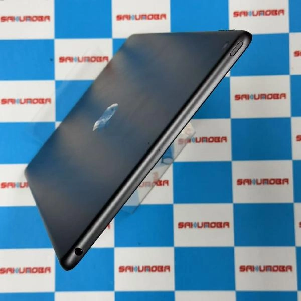 iPad 第8世代 Wi-Fiモデル 32GB MYL92J/A A2270 極美品