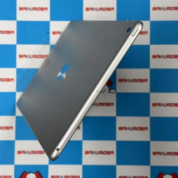 iPad 第8世代 Wi-Fiモデル 32GB MYLA2J/A A2270 極美品