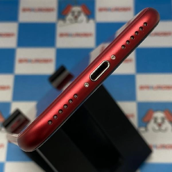 iPhoneSE 第3世代 docomo版SIMフリー 64GB MMYE3J/A A2782 極美品