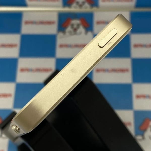 iPhoneSE SoftBank版SIMフリー 128GB MP882J/A A1723