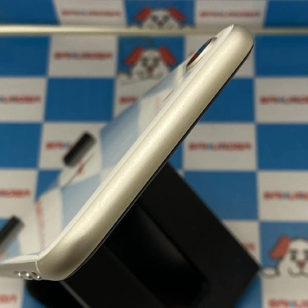 iPhoneSE 第3世代 楽天モバイル版SIMフリー 64GB MMYD3J/A A2782