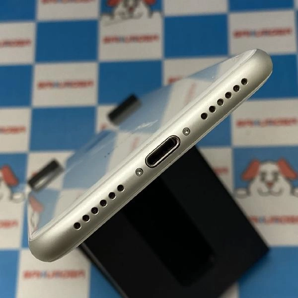 iPhone8 au版SIMフリー 256GB MQ852J/A A1906 極美品 シルバー