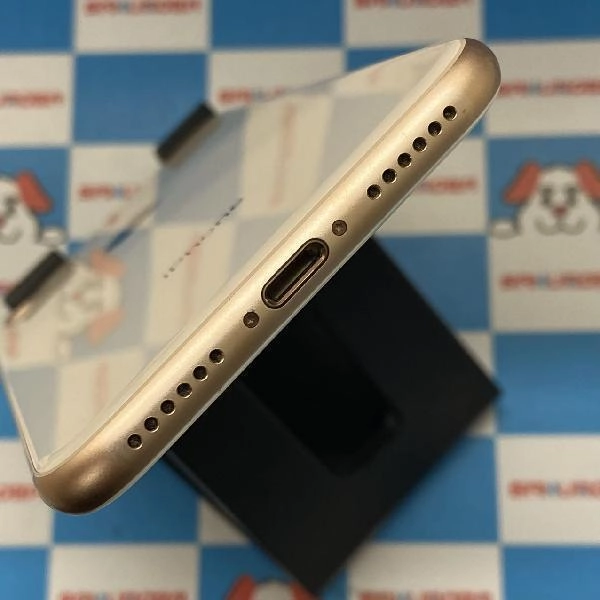 iPhone8 docomo版SIMフリー 256GB MQ862J/A A1906 美品 ゴールド
